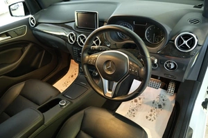 Хетчбэк Mercedes-benz B-класс 2012 года, 1299000 рублей, Омск