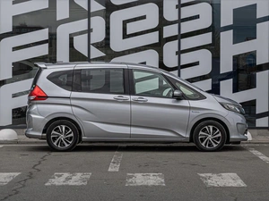 Минивэн Honda Freed+ 2018 года, 1680000 рублей, Краснодар