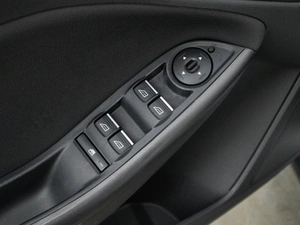 Хетчбэк Ford Focus 2017 года, 1178055 рублей, Москва