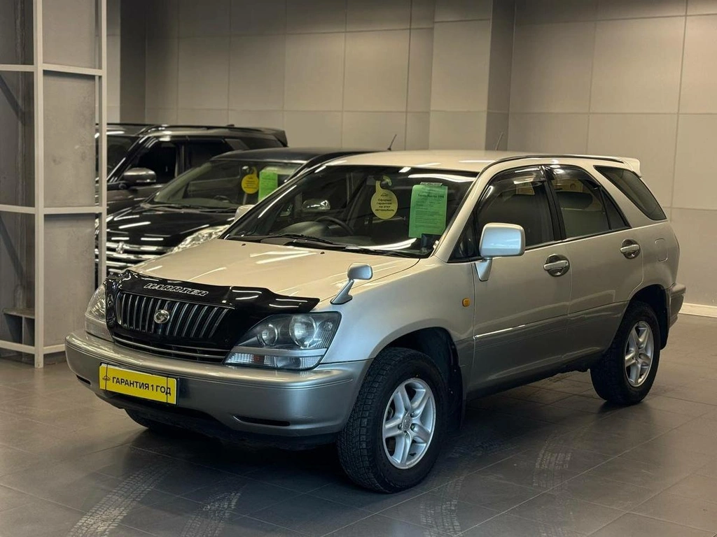 Внедорожник Toyota Harrier 1998 года, 787000 рублей, Красноярск