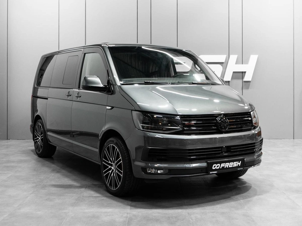 Минивэн Volkswagen Multivan 2018 года, 4770000 рублей, Тюмень