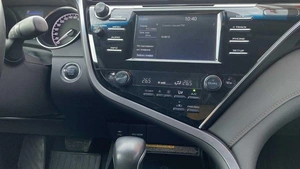 Седан Toyota Camry 2019 года, 2845000 рублей, Солонцы