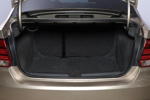 Седан Volkswagen Polo 2017 года, 999000 рублей, Новосибирск