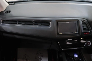 Внедорожник Honda Vezel 2014 года, 1559000 рублей, Омск