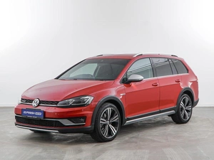 Универсал Volkswagen Golf 2019 года, 2491046 рублей, Москва