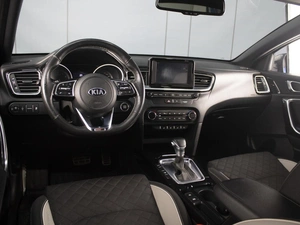 Универсал Kia ProCeed 2019 года, 2100000 рублей, Омск