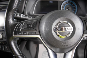 Хетчбэк Nissan Leaf 2018 года, 1749000 рублей, Пермь