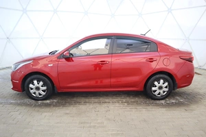 Седан Kia Rio 2017 года, 1299000 рублей, Обнинск