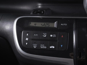 Хетчбэк Honda N-BOX 2017 года, 880000 рублей, Ростов-на-Дону