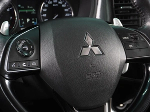 Внедорожник Mitsubishi Outlander 2015 года, 2109000 рублей, Воронеж