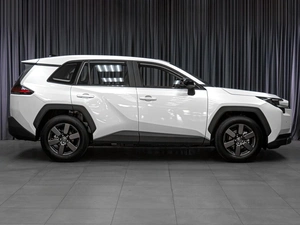 Внедорожник Toyota RAV4 2026 года, 4299000 рублей, Тюмень