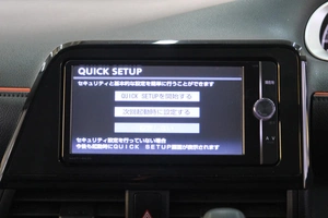 Минивэн Toyota Sienta 2015 года, 1299000 рублей, Омск