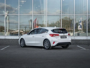 Хетчбэк Ford Focus 2021 года, 1899000 рублей, Нижний Новгород