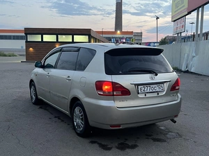 Минивэн Toyota Ipsum 2002 года, 720000 рублей, Красноярск
