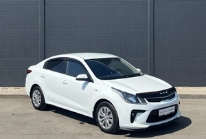 Седан Kia Rio 2017 года, 1300000 рублей, Солонцы