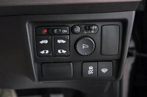 Минивэн Honda Freed 2014 года, 1079000 рублей, Красноярск