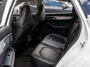 Лифтбек JAC J7 2023 года, 1149000 рублей, Краснодар