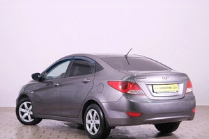 Седан Hyundai Solaris 2013 года, 999000 рублей, Омск