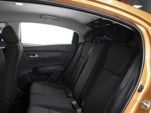 Седан Kia Rio 2017 года, 1180000 рублей, Омск