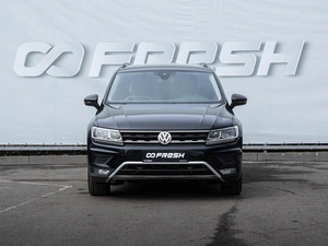 Внедорожник Volkswagen Tiguan 2020 года, 2670000 рублей, Волгоград