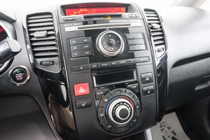 Минивэн Kia Venga 2013 года, 949000 рублей, Красноярск