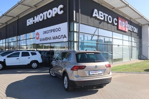 Внедорожник Volkswagen Tiguan 2017 года, 2050000 рублей, Мирное