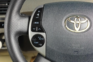 Лифтбек Toyota Prius 2008 года, 679000 рублей, Тюмень
