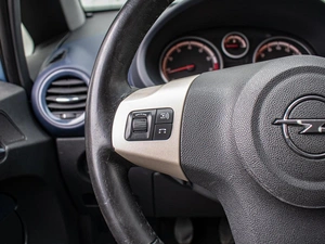 Хетчбэк Opel Corsa 2007 года, 529000 рублей, Краснодар