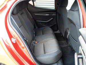 Хетчбэк Mazda 3 2019 года, 2140000 рублей, Краснодар