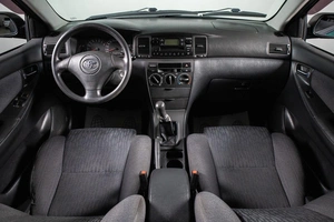 Седан Toyota Corolla 2003 года, 579000 рублей, Сургут