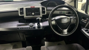 Минивэн Honda Freed 2012 года, 1055000 рублей, Ачинск