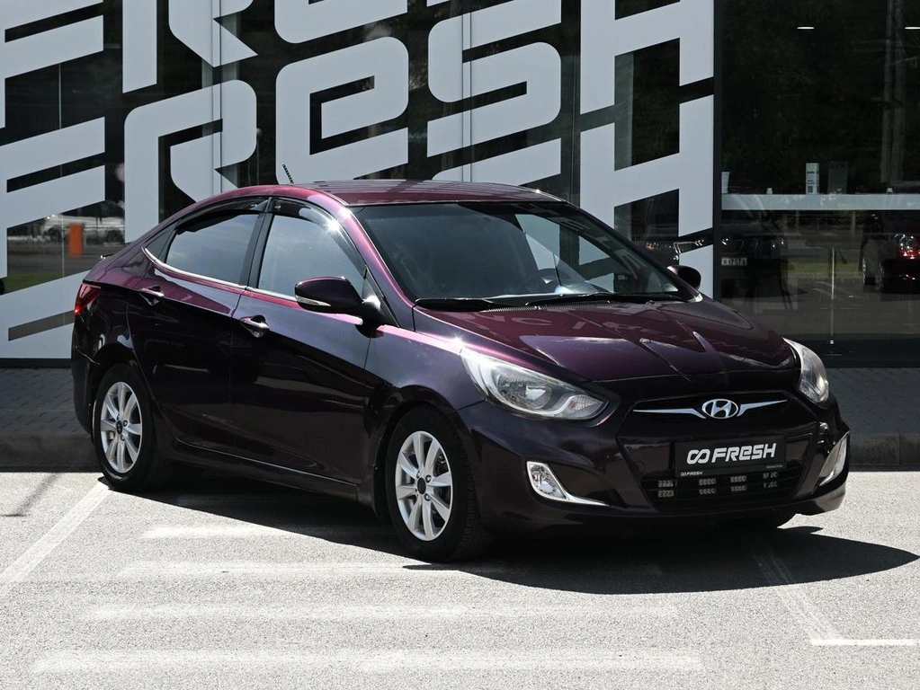 Седан Hyundai Solaris 2011 года, 819000 рублей, Волгоград