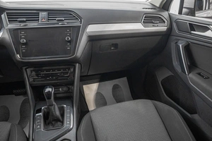 Внедорожник Volkswagen Tiguan 2021 года, 2599000 рублей, Барнаул