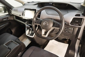 Минивэн Nissan Serena 2018 года, 1929000 рублей, Челябинск