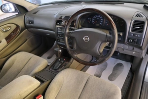 Седан Nissan Cefiro 2002 года, 449000 рублей, Омск