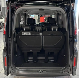 Минивэн Honda Stepwgn Spada 2017 года, 2257000 рублей, Красноярск