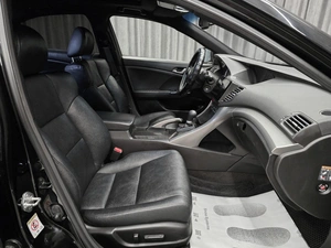 Седан Honda Accord 2008 года, 1370000 рублей, Красноярск