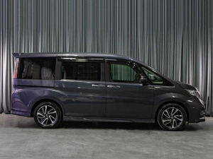 Минивэн Honda Stepwgn Spada 2015 года, 2029000 рублей, Тюмень