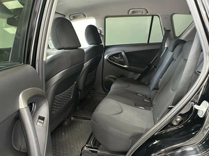Внедорожник Toyota RAV4 2011 года, 1495000 рублей, Красноярск