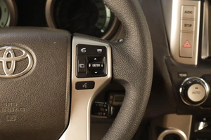 Внедорожник Toyota Land Cruiser Prado 2011 года, 3089000 рублей, Челябинск