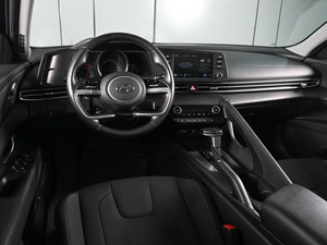 Седан Hyundai Elantra 2021 года, 1899000 рублей, Ростов-на-Дону