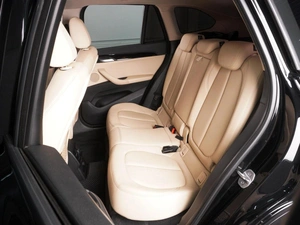 Внедорожник BMW X1 2017 года, 2265000 рублей, Красный Пахарь