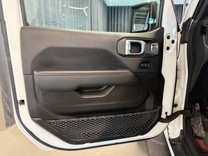 Внедорожник Jeep Wrangler 2022 года, 5500000 рублей, Павловская Слобода