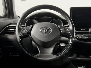 Внедорожник Toyota C-HR 2019 года, 2289900 рублей, Казань