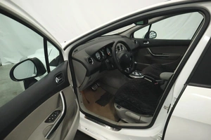 Хэтчбек Peugeot 308 2011 года, 590000 рублей, Курск