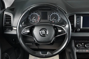 Внедорожник Skoda Karoq 2021 года, 2189000 рублей, Тюмень