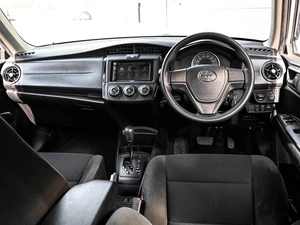 Седан Toyota Corolla Axio 2018 года, 1319000 рублей, Кирилловка