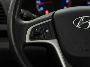 Седан Hyundai Solaris 2015 года, 998999 рублей, Москва