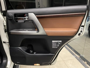 Внедорожник Toyota Land Cruiser 2014 года, 3750000 рублей, Красноярск