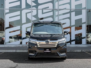 Минивэн Honda Stepwgn Spada 2018 года, 2069000 рублей, Краснодар